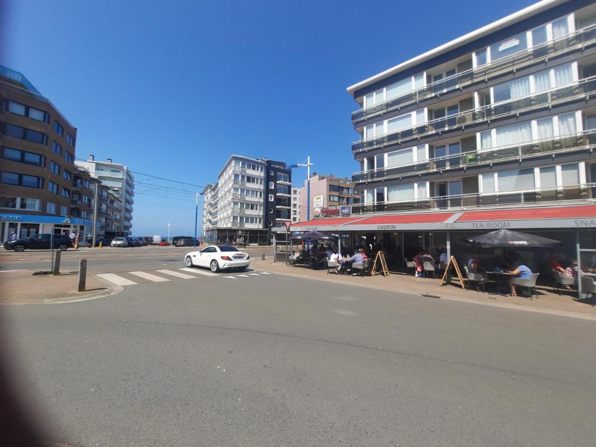 Ferienwohnung Zeezicht Sibeac Koksijde Exterior foto